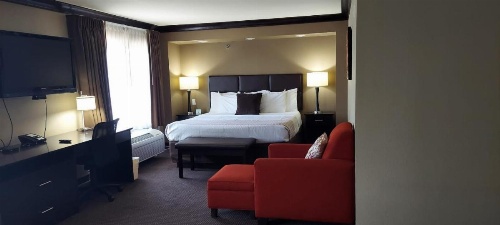 Parkwood Inn & Suites image 12